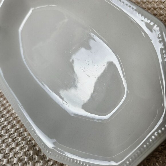 Johnson Brothers -‎ Vintage Plain White Gravy Boat with Dish - Made in England - Picture 2 of 15